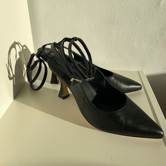 SOLD Alohas Louise heels - Picture 3 of 6